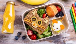 Ready for school and office: Quick snack with breaded cheese
