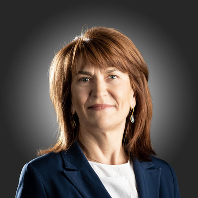 LUCICA BENEDIC | Agricola - Neam de gospodari