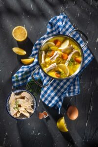 Augolemon & sofran (Supă greceasă cu șofran și piept de pui)