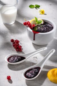 Dulceață de cireșe amare – rețetă de casă cu gust autentic și fără conservanți