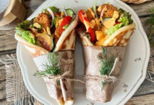 Wrap cu gujoane picante din piept de pui Agricola