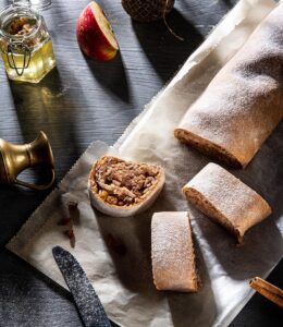 Apple cake roll