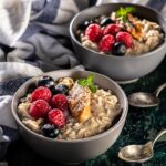 Porridge with oats, peanut butter, and raspberries